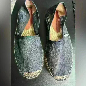 Viscata Black Flat Lace Espadrilles | Lace espadrilles, Black flats